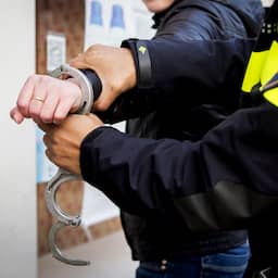 Overleden man (69) aangetroffen in woning in Uden, verdachte (46) opgepakt