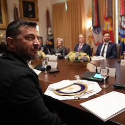 Oekraïne houdt aangepast vredesplan op zak en gaat met VS over economie praten