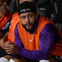Memphis sluit later aan bij Oranje door gestolen paspoort: 'Start niet in Malta'