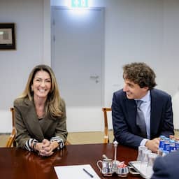 Live formatie | Koolmees sluit geen opties uit, Yesilgöz sluit gesprek met Klaver uit