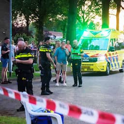 Zeven gewonden na val uit open bus bij viering voetbalkampioenschap in Borger