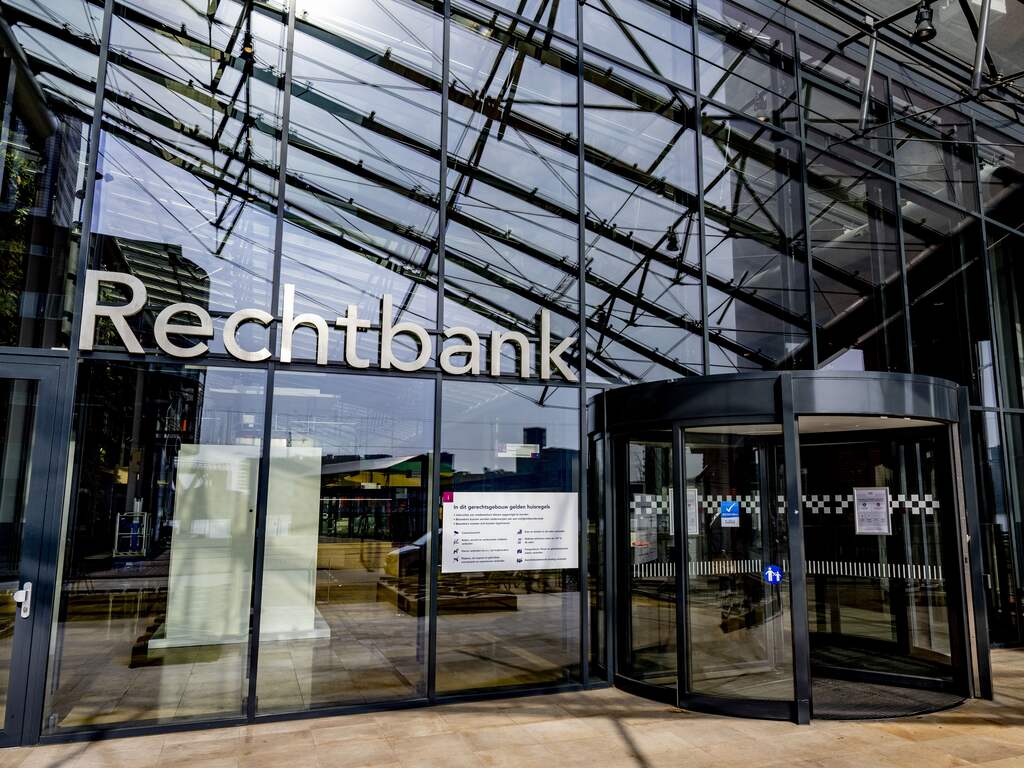 Verdachte van doodslag Rotterdamse pakketbezorger zegt dat hij zich verdedigde