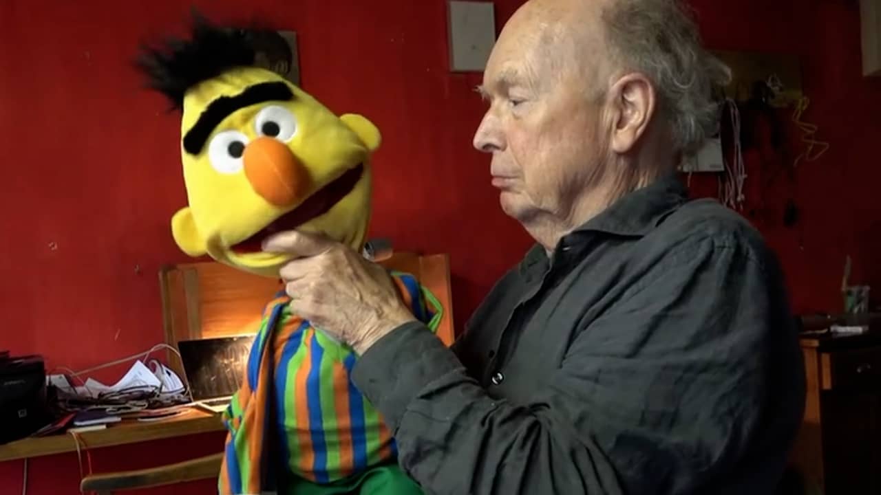 Foto bij Video | Paul Haenen stopt met de stem van Bert: 'Waar ben je nou, Ernie?'