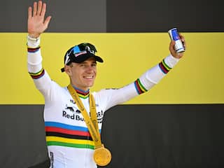 Live Tour | Evenepoel trots na zege op feestdag, Pogacar nam geen risico's