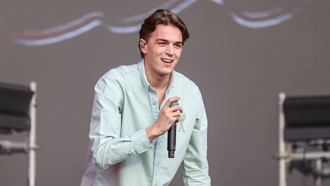 Terrasje of Efteling zit er voor Antoon niet meer in: 'Door fans haast ...