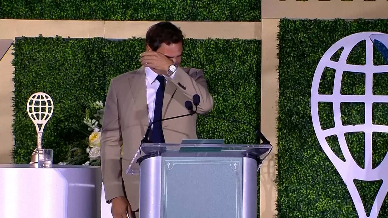 Video | Roger Federer houdt emotionele toespraak bij opname Hall of Fame