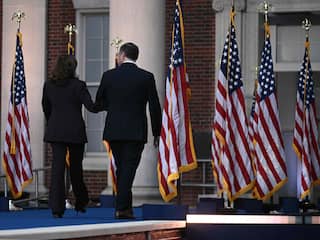 Overtuigende zege Trump dwingt Democraten tot pijnlijke discussies