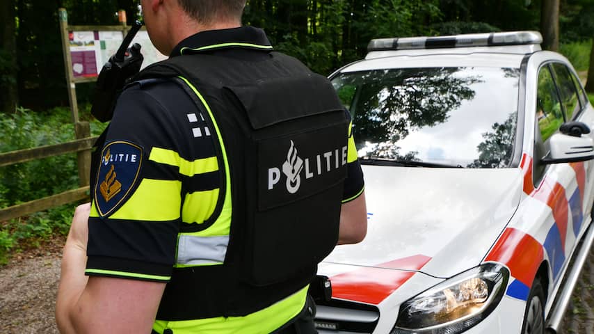 Verdachte (19) aangehouden na vernielingen bij kappers in Vlaardingen