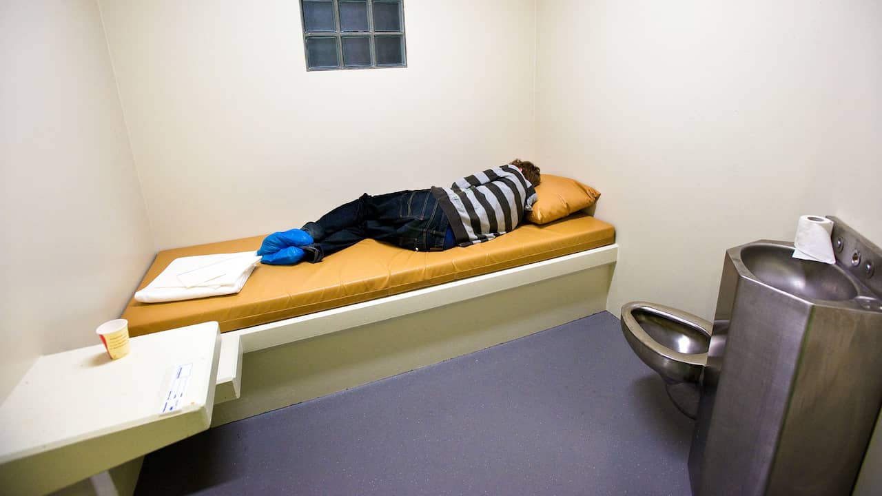 Ex-verdachten van misdrijf krijgen vaker schadevergoeding voor dagen in ...