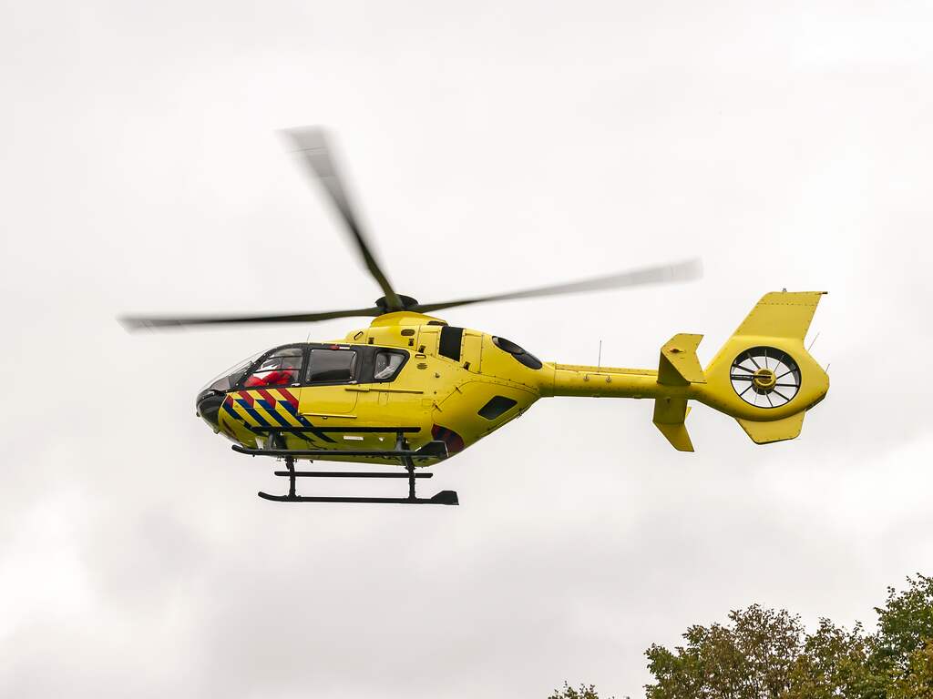 Man overleden na aanval door stier op boerderij in Noord-Holland