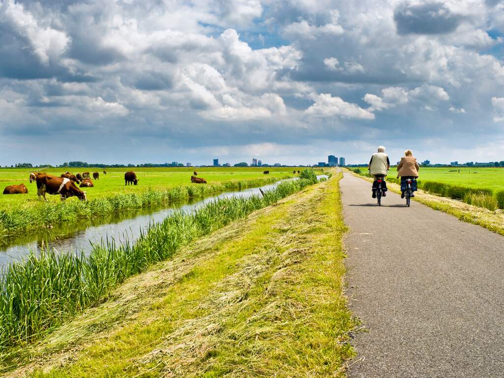 Weerbericht | Warme dag met bewolking, code geel in het zuiden wegens onweer