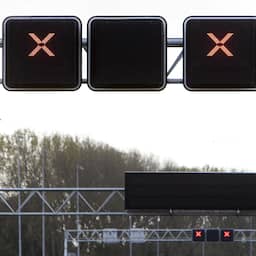 Storing aan borden boven de weg verholpen na extra drukke spits