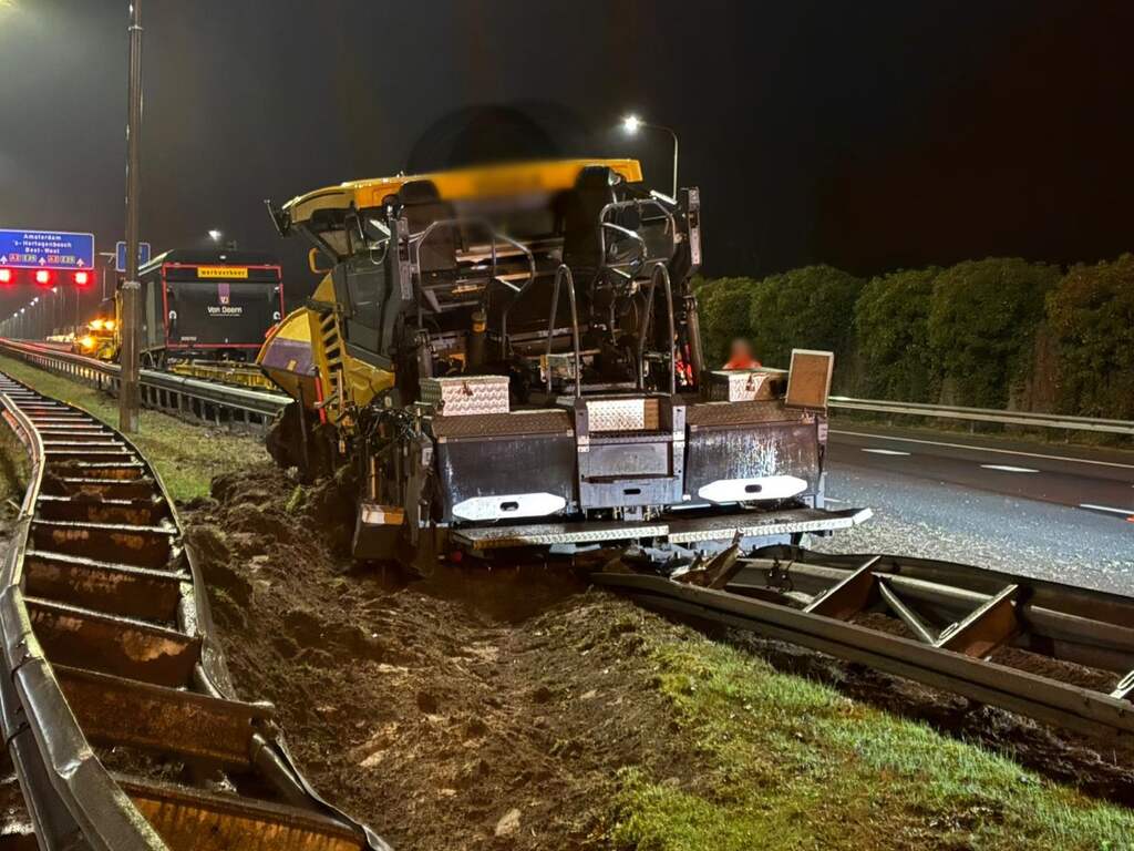 A2 van Eindhoven naar Den Bosch dicht na ongeluk: 'Vertrek pas na spits'