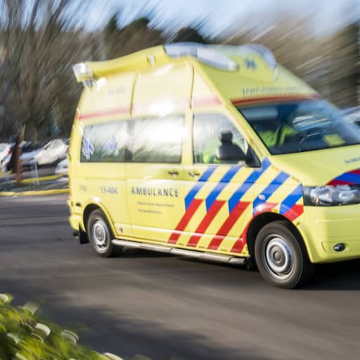 Fietser (82) overleden na aanrijding in Oss, auto mogelijk uitgebrand gevonden
