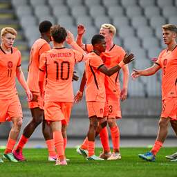 Jong Oranje klopt Slovenië en moet hopen op hulp Noren met oog op play-offs EK
