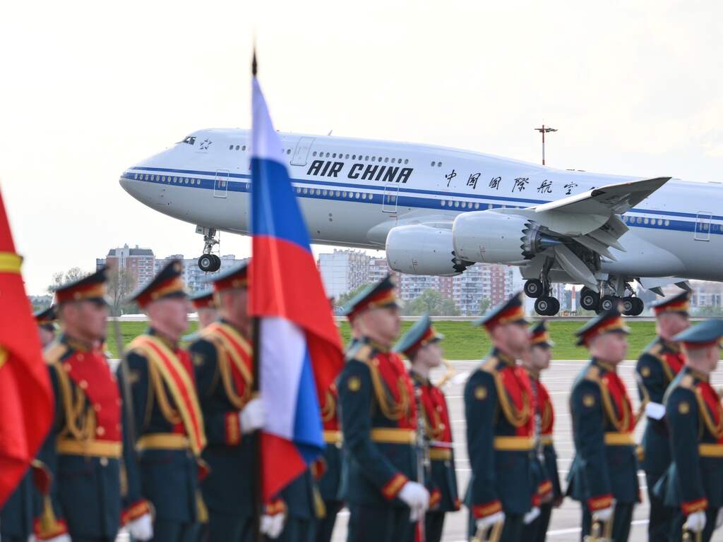 Oekraïense drones teisteren Rusland op dag dat Xi aankomt voor Poetins parade