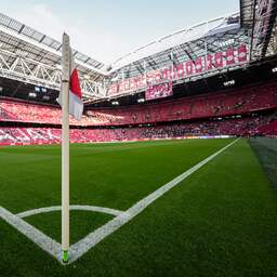 Live Eredivisie | Opstellingen Ajax en PSV bekend, Utrecht staat weer achter