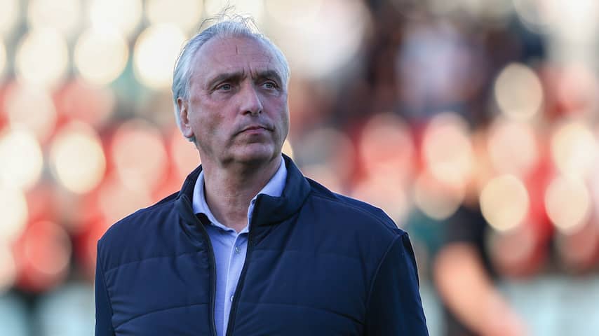interim-trainer-robert-maaskant-vertrekt-na-drie-maanden-bij-helmond-sport.jpg