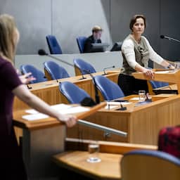 Tweede Kamer stemt ondanks uitstelverzoek kabinet tegen onderwijswet