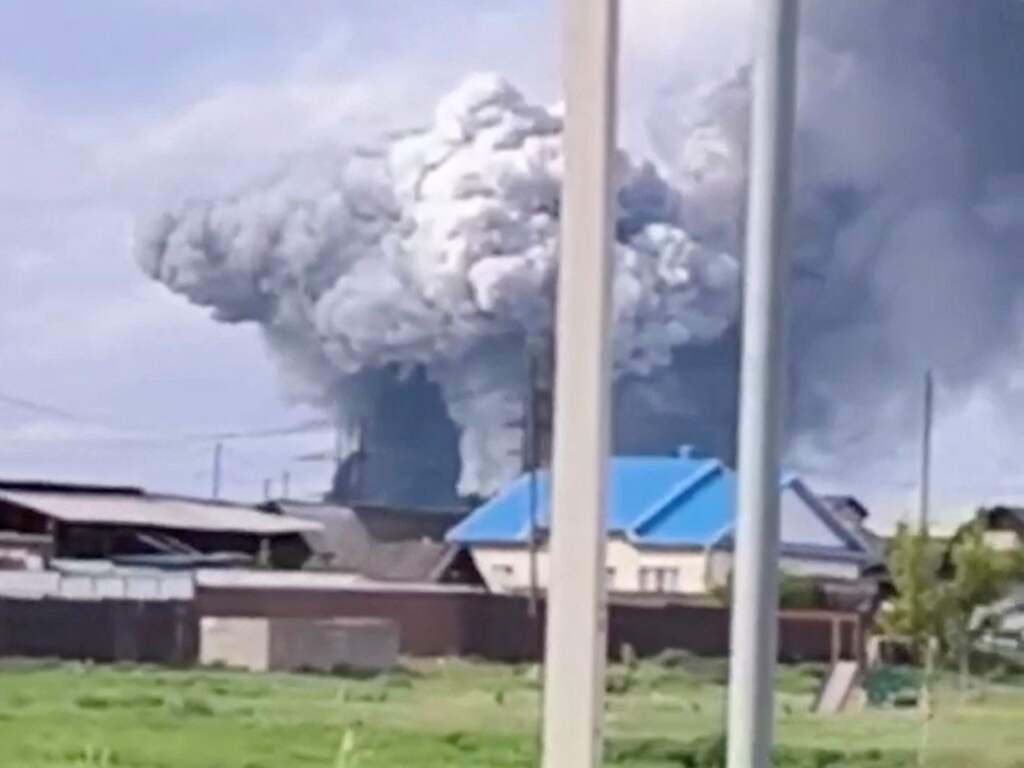 Grootschalige Oekraïense aanval op militaire vliegvelden van Rusland