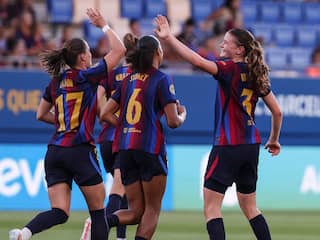 Oranjetalent Renee van Asten (19) bekroont debuut voor FC Barcelona met goal