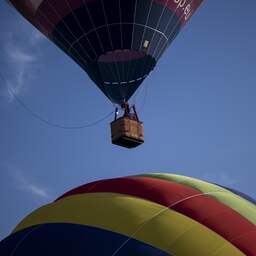 Acht mensen overleden na crash luchtballon in Brazilië