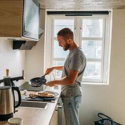 Nieuw vast energiecontract kost huishoudens honderden euro's extra