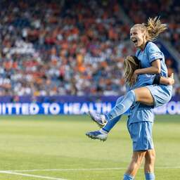 Live EK | Goal en assist Pelova tegen Wales: 'Extra mooi na mijn blessure'