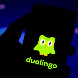 Taalapp Duolingo verwijdert lhbtiq+-zinnen in Rusland na waarschuwing Moskou