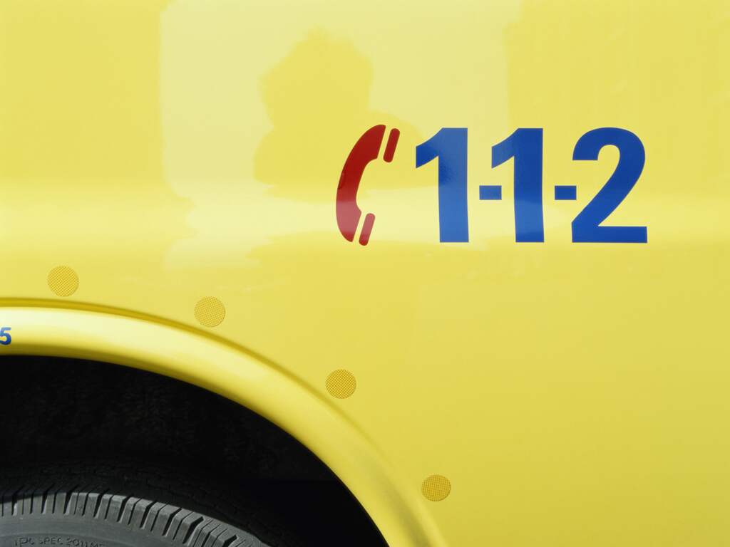 Gewonde bij botsing tussen meerdere auto's in Groningen