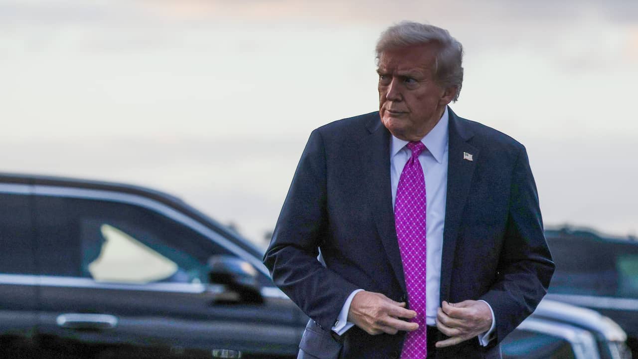 Trump zegt handelsgesprekken met Canada stop te zetten na Reagan-reclame