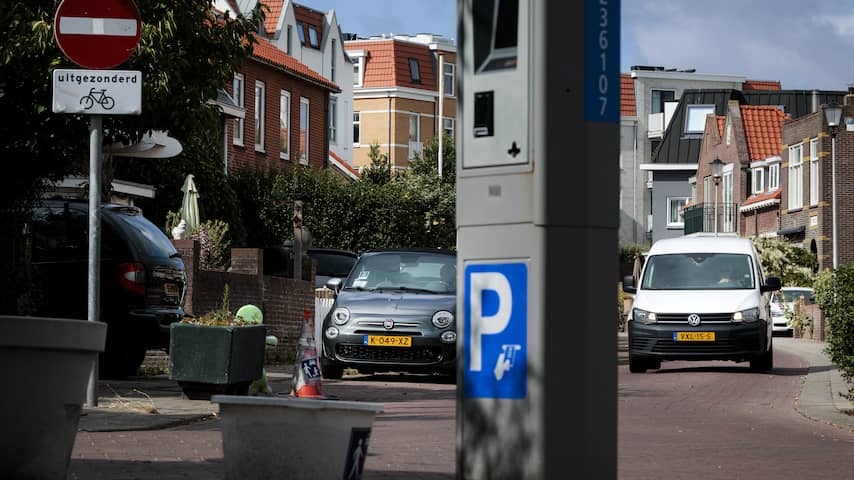 Gemeenten breiden betaald parkeren uit vanwege financiële tekorten