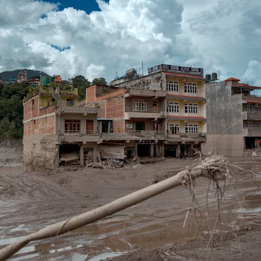 Live Nepal | Vrees voor nieuwe stortvloed, vandaag ruim 350 mensen gered