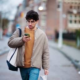Internetbank daagt grote providers uit met abonnement bij je