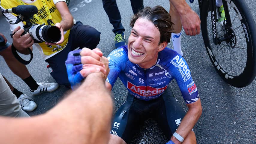 Philipsen dankt Van der Poel na ritzege: 'Als Mathieu je helpt, moet je wel winnen'