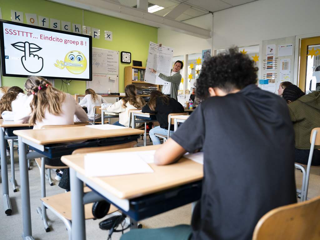 Geen vragen over aardrijkskunde, geschiedenis of biologie in nieuwe eindtoets