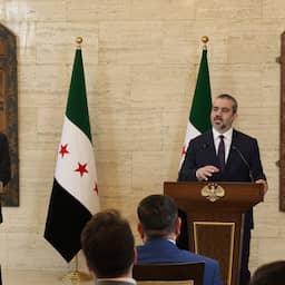 Enkele tonnen nucleair materiaal uit tijd van Al Assad gevonden in Syrië