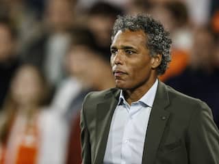 NOS over Van Hooijdonks afkeur van een vrouwelijke bondscoach: 'Zijn mening'