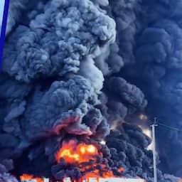 Video | Medewerker filmt inslag Oekraïense drone bij Russisch warenhuis
