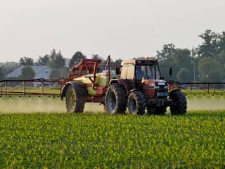 Na een jaar zijn er nog geen vergunningen voor pesticiden: 'Schandalig'