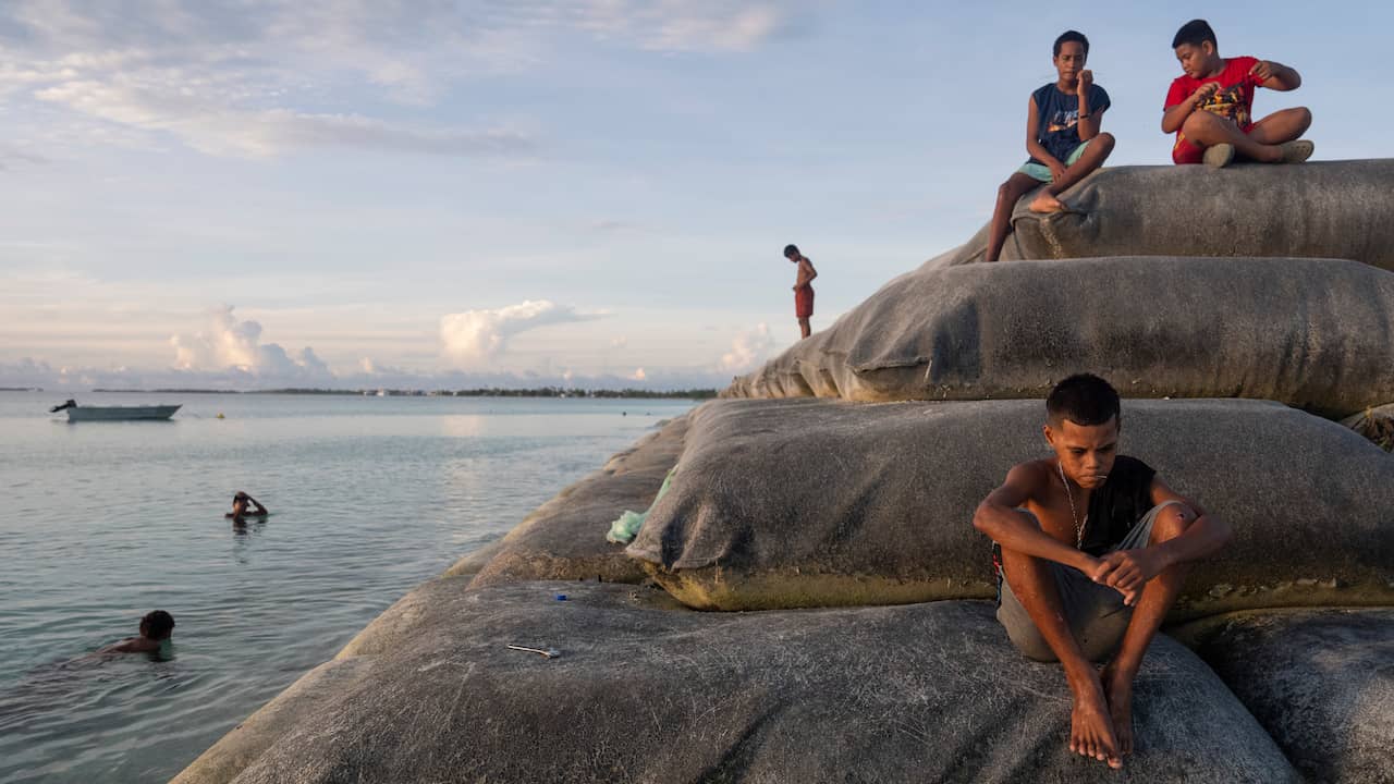 Australië opent de deuren voor klimaatvluchtelingen: Tuvalu-bewoners ontvangen 'klimaatvisum'