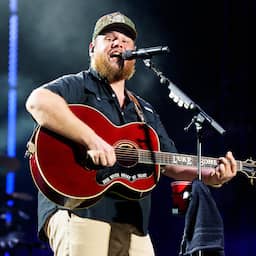 Countryzanger Luke Combs treedt volgend jaar op in de Johan Cruijff ArenA