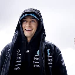 Russell is van Verstappen-geruchten af: 'Maar stoeltje voelde nooit bedreigd'