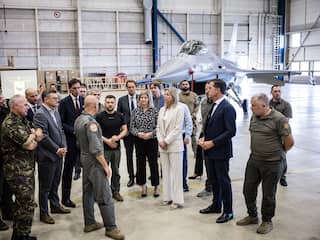 Rutte belooft Zelensky: Nederlandse F-16's binnen twee weken in Roemenië