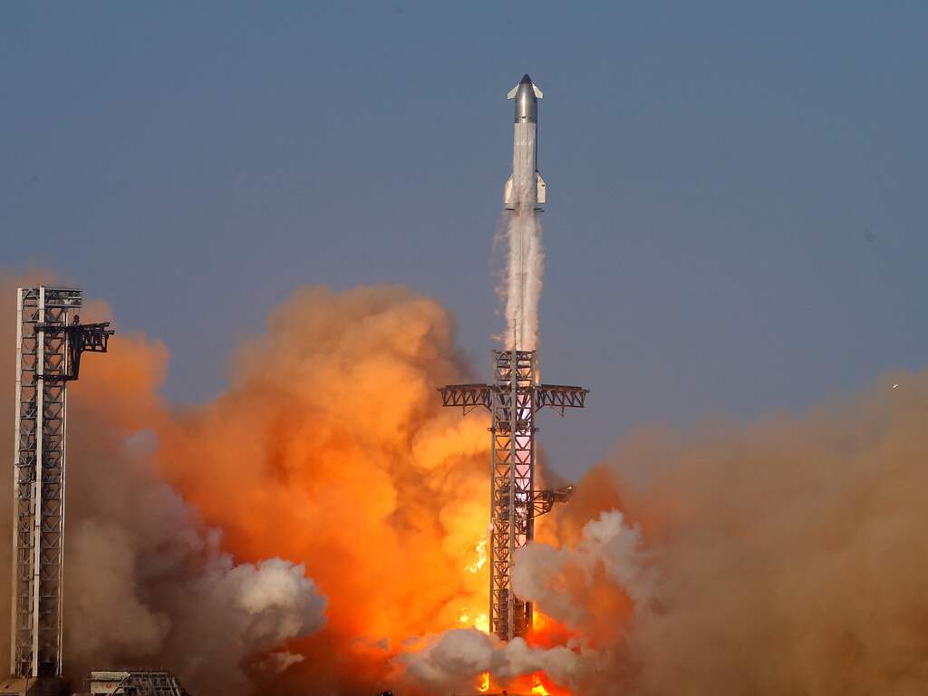 SpaceX verliest controle over ruimtevaartuig Starship na lancering voor testvlucht