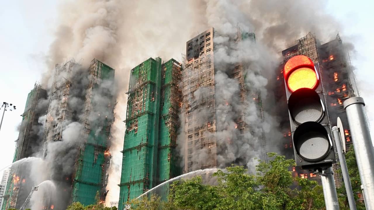 Dodental door brand in torens Hongkong naar 36, geen contact met 279 anderen