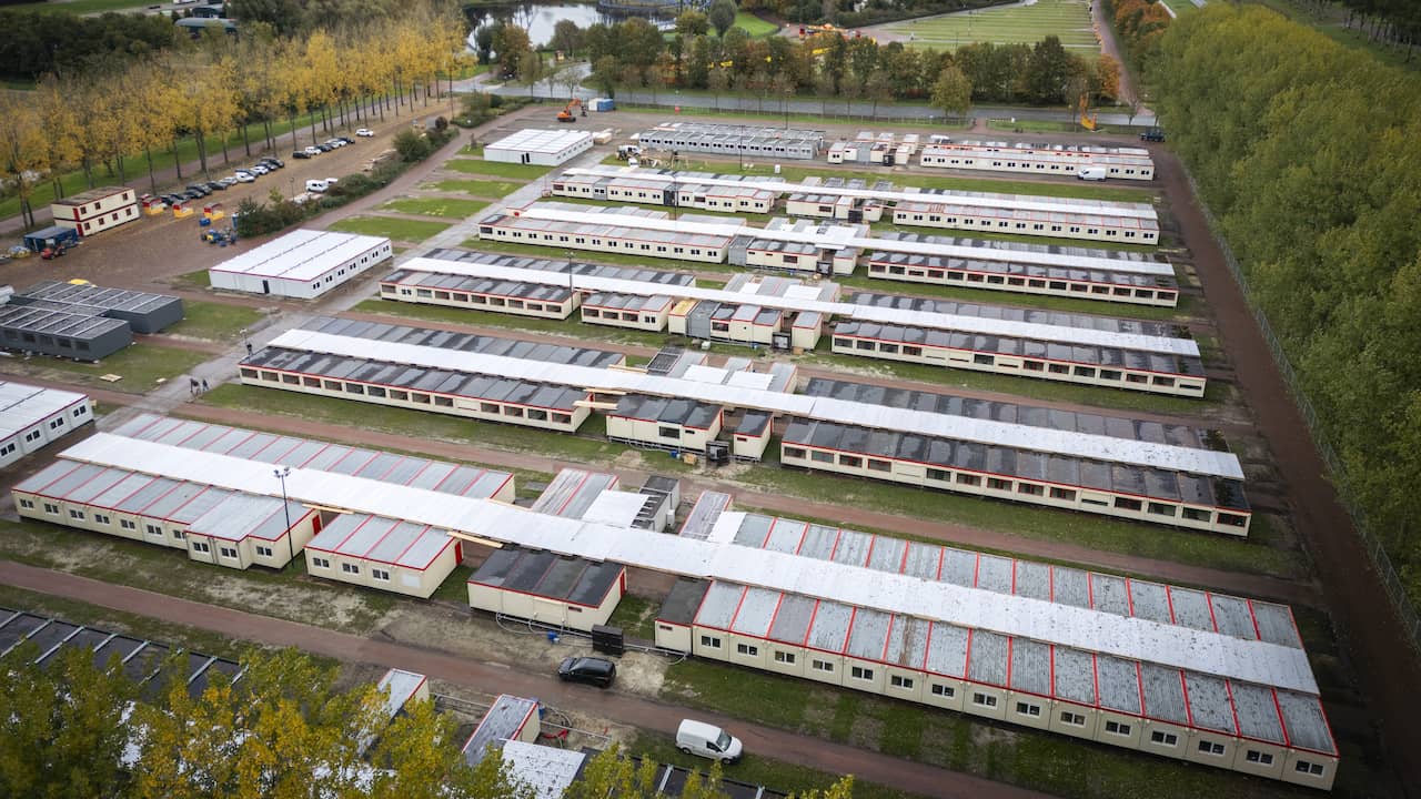 Opening winteropvang Biddinghuizen moet COA-locatie Ter Apel ruimte bieden