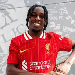 Arne Slot haalt Oranje-international Frimpong voor 35 miljoen naar Liverpool