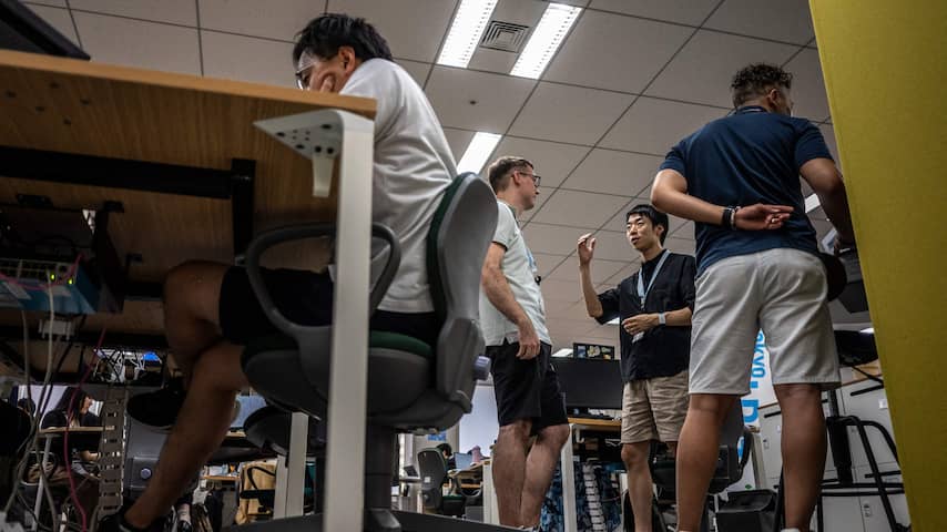 Eerste 'gruwelijk hete dag' in Japan: mannen mogen in korte broek naar werk