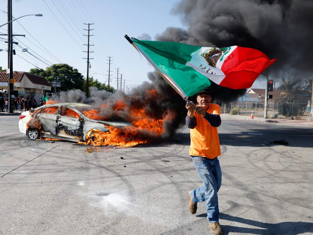 Protesten en geweld in Los Angeles laaien verder op na inzet Nationale Garde